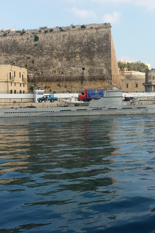 Sliema: Special Night Harbour Cruise - Where you go along the Valletta side: Gżira to Floriana to Valletta