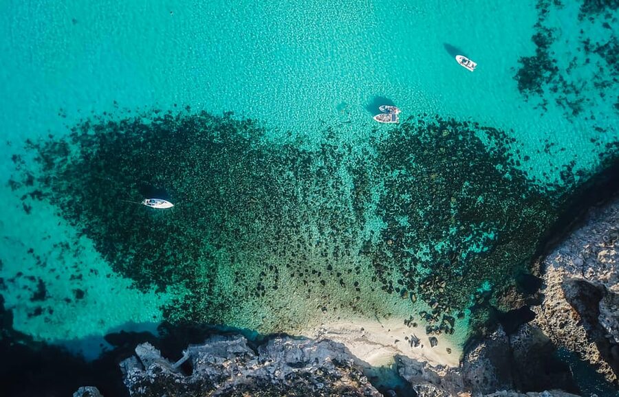 Sliema/St. Paul's: Gozo, Comino & Blue Lagoon Ferry Cruise - What to pack for rocky water and quick island changes