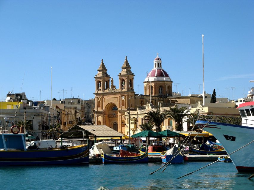 Southern Malta: Blue Grotto, Hagar Qim, and Marsaxlokk Tour - Ħaġar Qim Temples: ancient worship space that still feels human