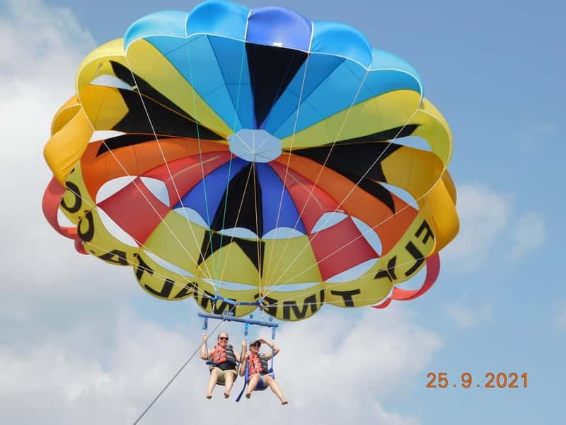 St. Julians: Go & Fun Parasailing with Free Photos & Videos - A few thoughtful packing tips