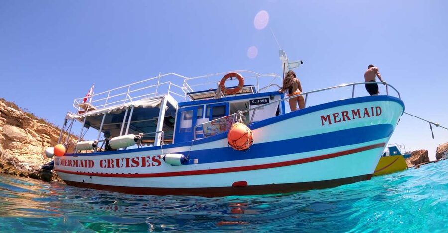 St Paul's Bay: Comino, Blue Lagoon, Gozo, & Caves Boat Tour - The scenic cruise hour: how you get the coastline “for free”