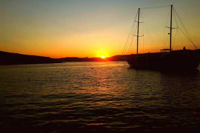 Sunset Private Boat Trip, Charter Malta Gozo Comino Blue lagoon - Why sunset from Cirkewwa feels better than doing it by ferry