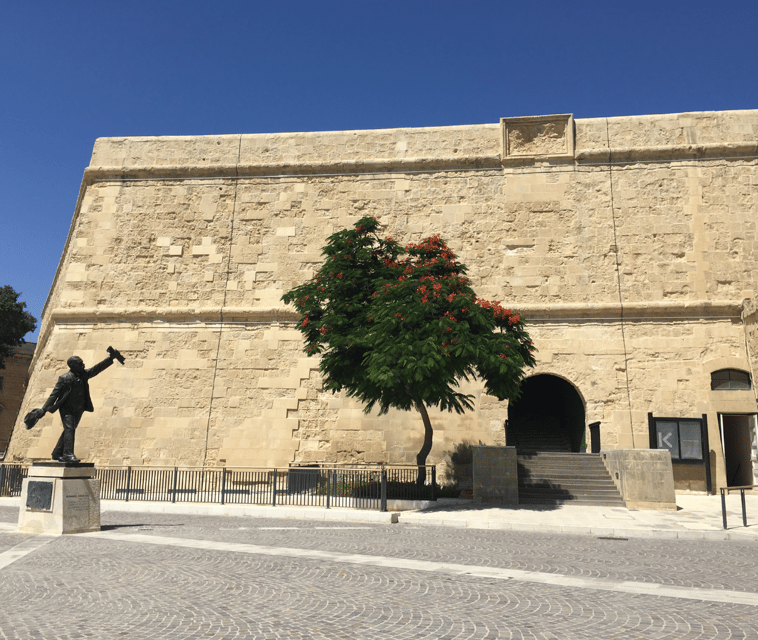 The Grand Tour of Valletta: A walking tour of Valletta. - Misraħ San Ġwann: finishing with the Knights’ lasting shadow