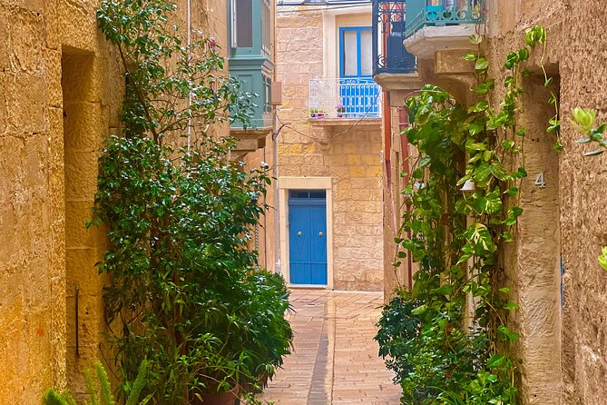 Three cities walking tour incl. entrance to Inquisitor's palace - Birgu’s main square break (and what to do with it)