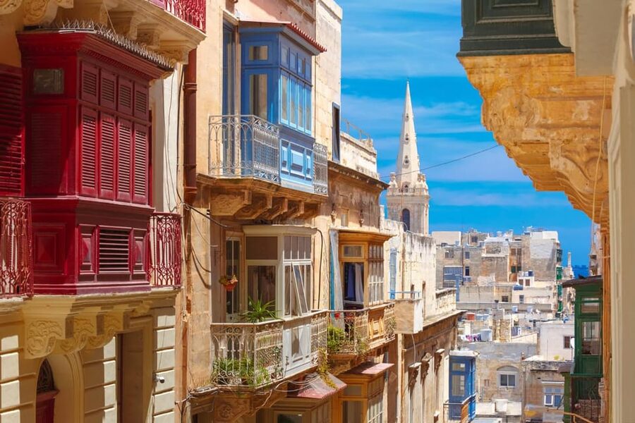 Valletta: Express Walk with a Local in 60 minutes - Triton Fountain to the Medieval Streets: How the City Tells Its Story
