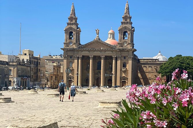 Valletta Food Tour - Eat like a local - Small group size: why max 16 changes the experience