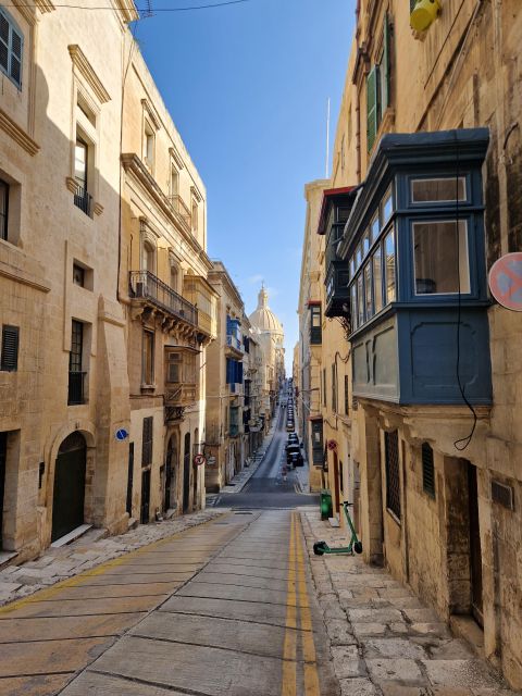 Valletta: Food Walking Tour with Tastings - The drinks at each stop: how to plan your sip without slowing down