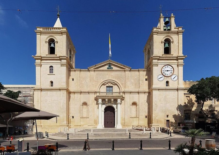 Valletta: Half-Day City Discovery Walking Tour - The Final Stretch: Grandmaster Palace, Fort St. Elmo, and Malta Experience