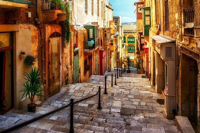 Valletta Half-Day Guided Tour with Optional Cathedral Tour - Hotel Pickup Timing: The Part You Should Not Wing