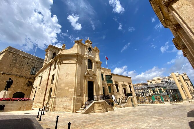 Valletta Private Walking Tour - Il-Berga ta’ Kastilja to Upper Barrakka Gardens: the harbor view that earns the pause