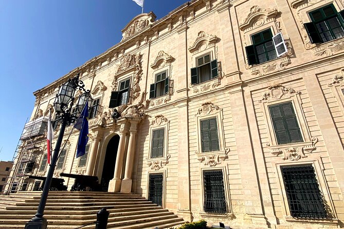 Valletta Private Walking Tour - Auberges, palaces, and co-cathedral art: the Knights’ power in plain sight