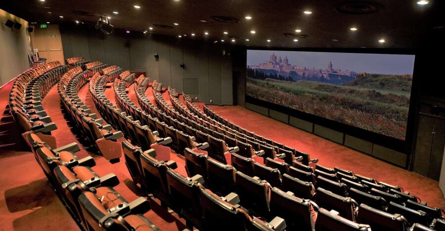 Valletta: The Malta Experience & Tour of Sacra Infermeria - Why Valletta’s theatre location matters (more than you think)