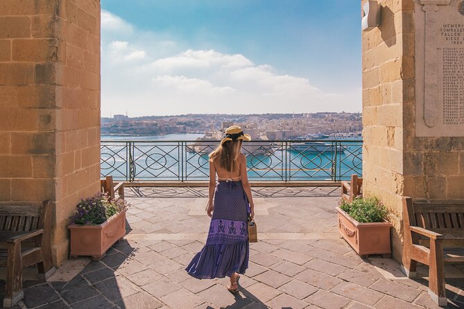 Valletta (UNESCO) guided tour, Malta Experience (included), Cathedral (optional) - Upper Barrakka Gardens: the Grand Harbour view in 15 minutes
