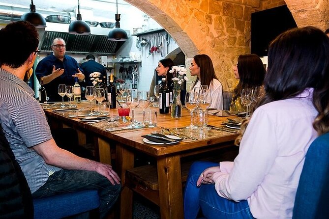 Wine Tasting & Open Kitchen Dinner in 17 Mons Vella - What Makes the Evening Work: Timing, Group Size, and the Host’s Style