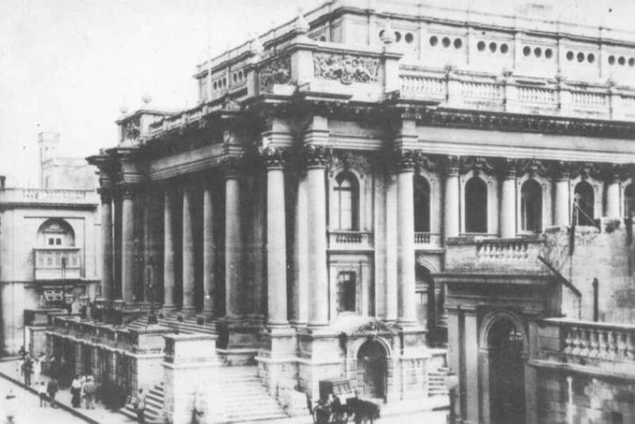World War II Malta Full-Day Walking Tour - The route: from Vittoriosa’s waterfront feel to Valletta’s defensive spine